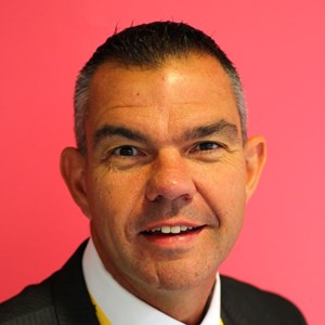 Mark Betts}}